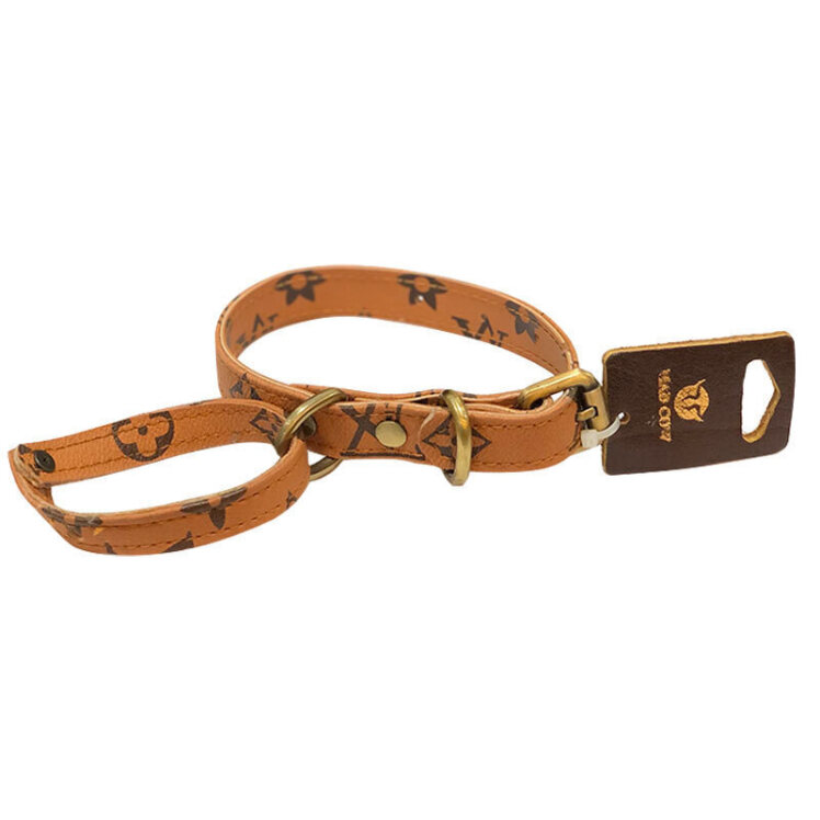 تصویر ست قلاده گردنی تسمه ای سگک دار بدون لید و دستبند سگ مدکاو طرح لوئی ویتون سایز M